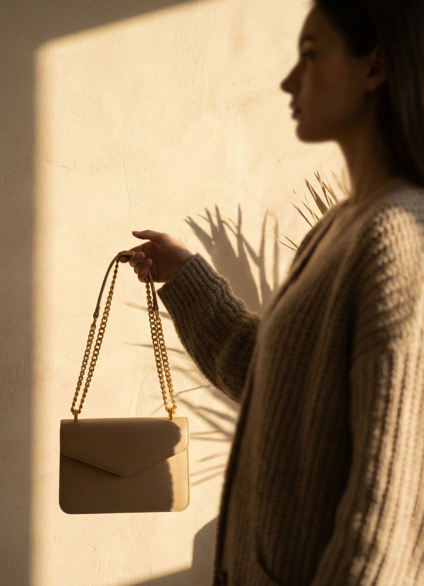 MoonS Gold - Sellenes luxury crossbody bag handccrafted in gold leather and gold plated chain