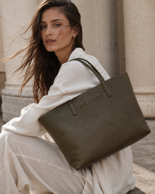 Best Sculptural Silhouettes Tote Bags for Everyday Use