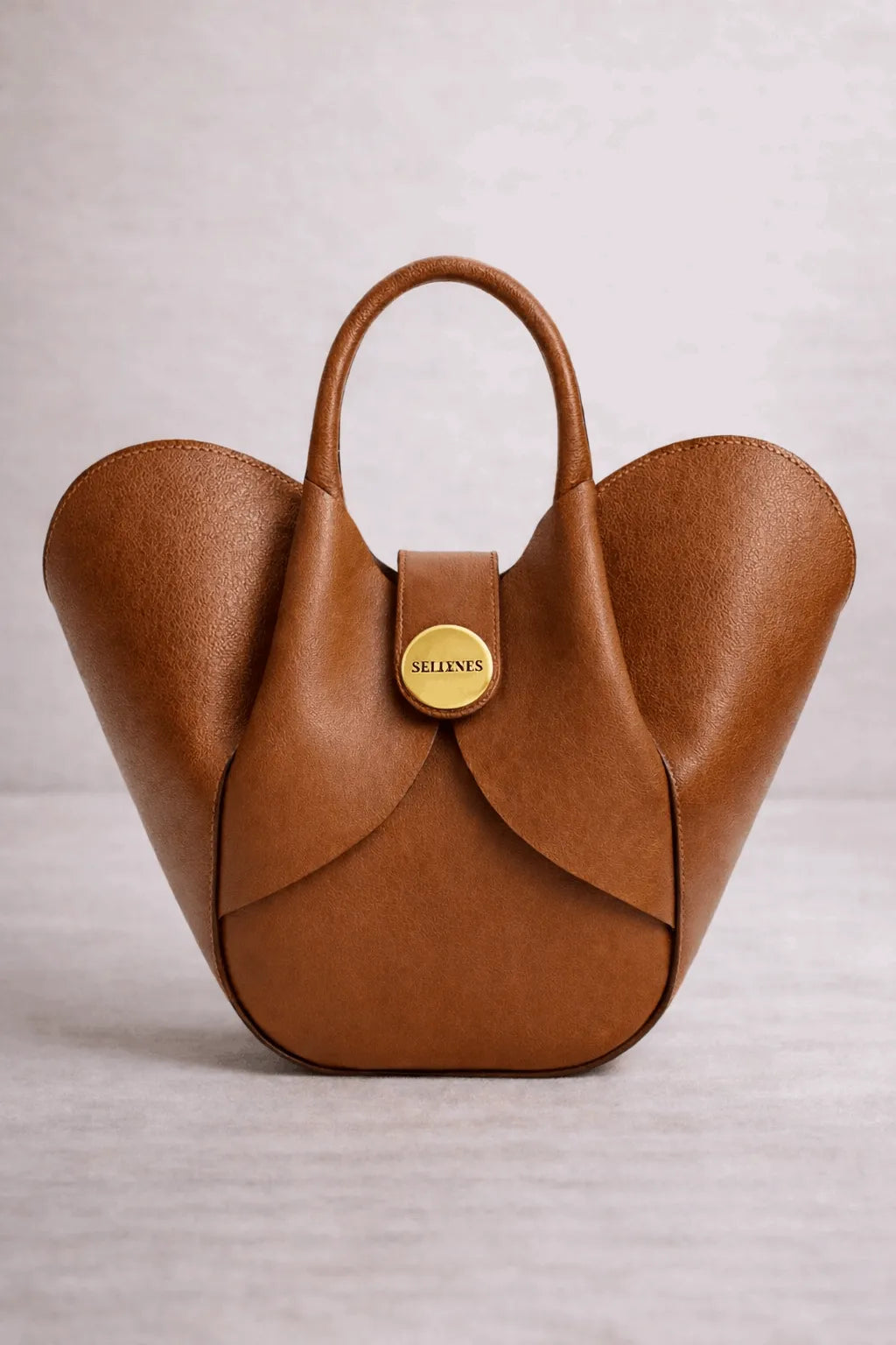 Aalyah_Redskin_Luxury_fc2c2a6f-39bd-47dc-aab5-b2b0197352c6 - Sellenes