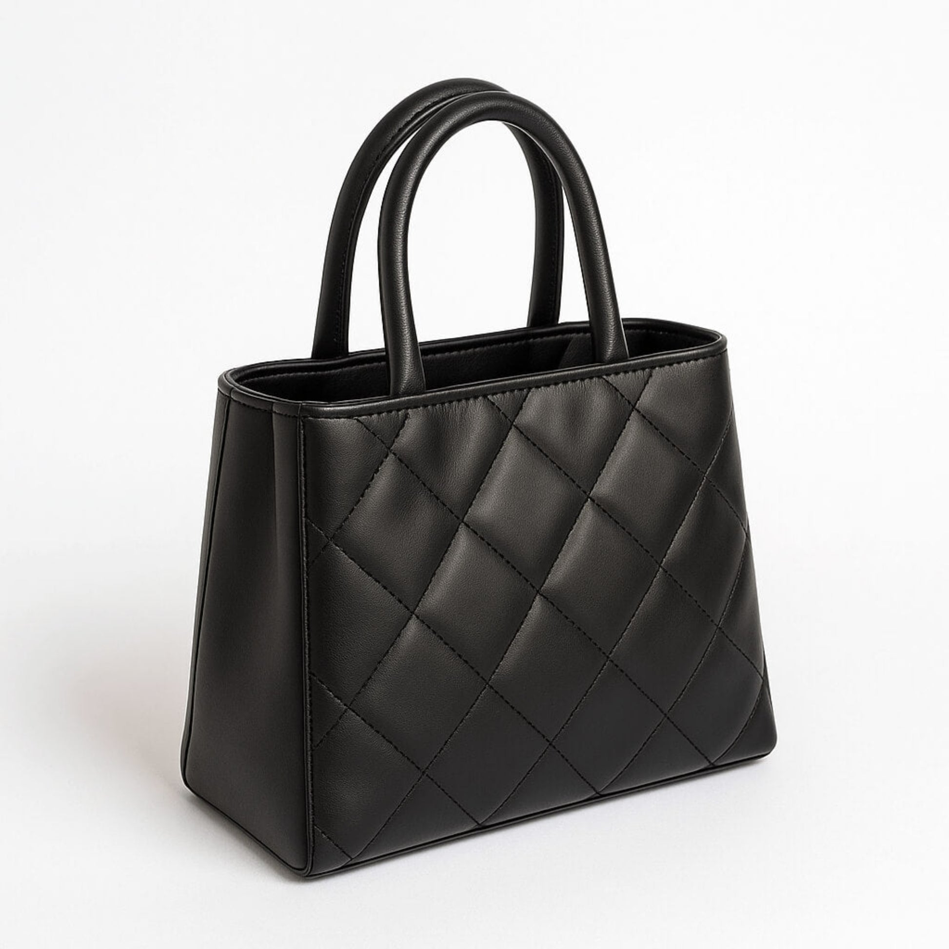 Daly - quite luxury bag