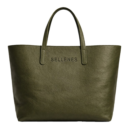 Sole by Sellenes is handcrafted in premium green leather, with perfect iconic Sellenes stamp, suitable for any activity
