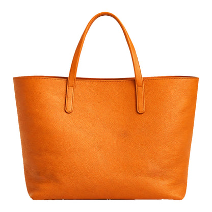 Sellenes Sole is the exclusive tote handcrafted in Eu Sellenes atelier in limited edition for you