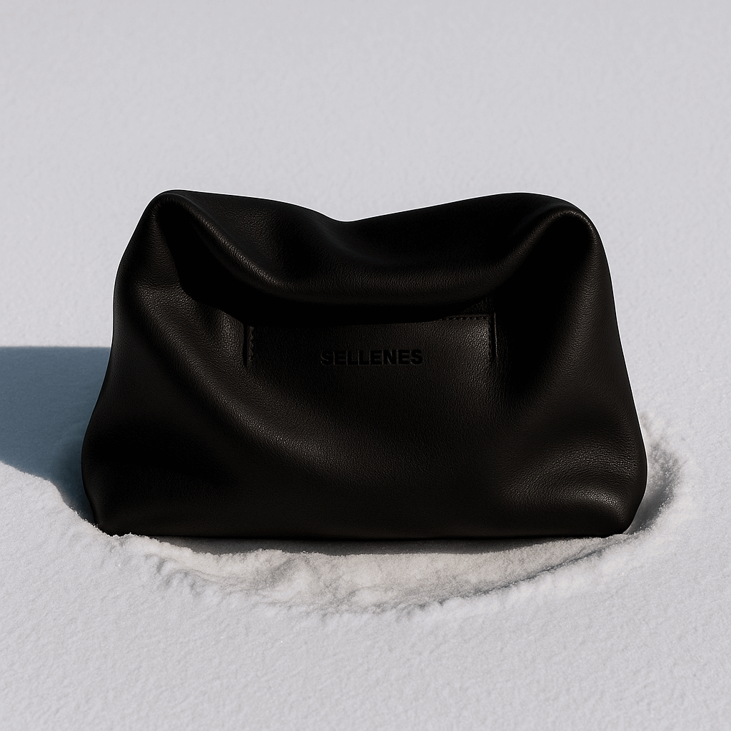 The Sack Black by Sellenes made of premium nappa leather