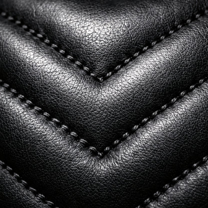 Val Clutch Chevron Stitches handcrafted in EU - details