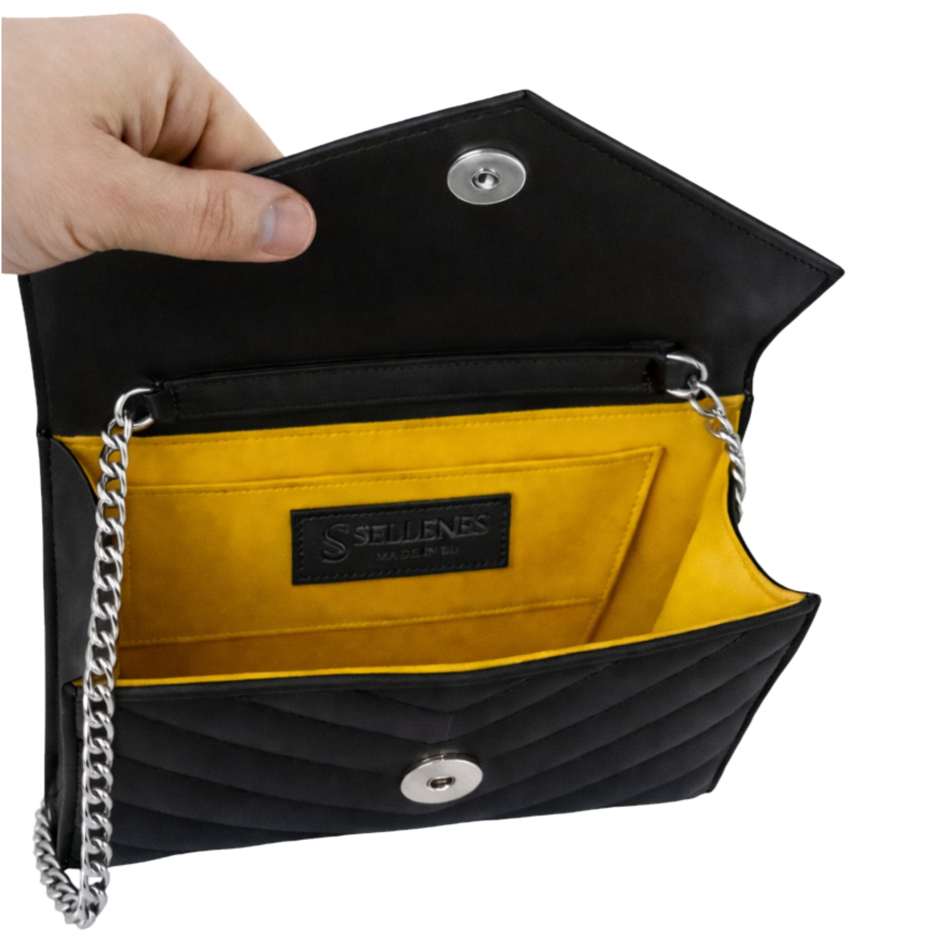 Val Clutch Black&Silver Inside View. Perfect detailed inside of Val Clutch